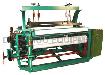 Shuttleless Weaving Machine